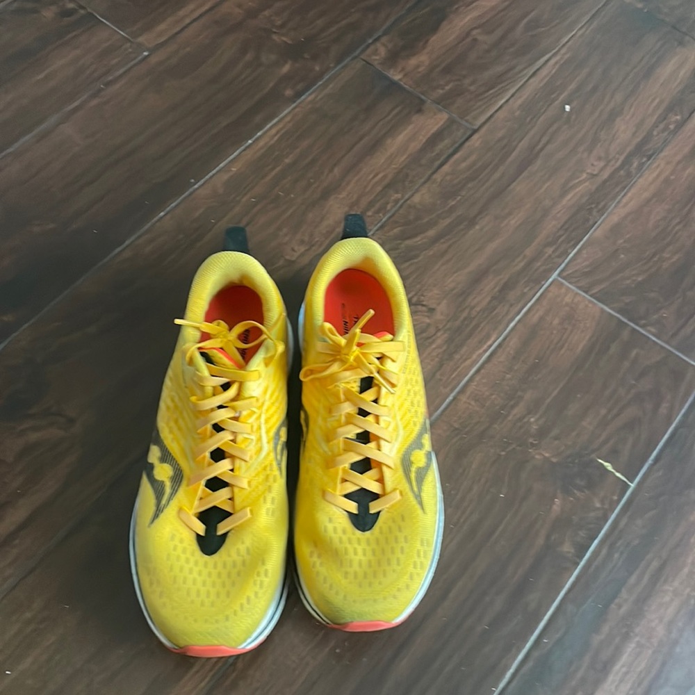 Saucony Endorphin Speed 2